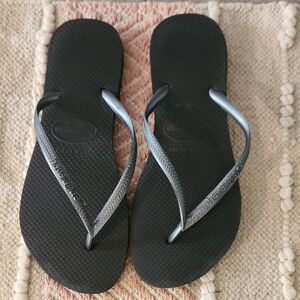 Havaianas Black and Silver Sandals for Women, Size 9 EUC